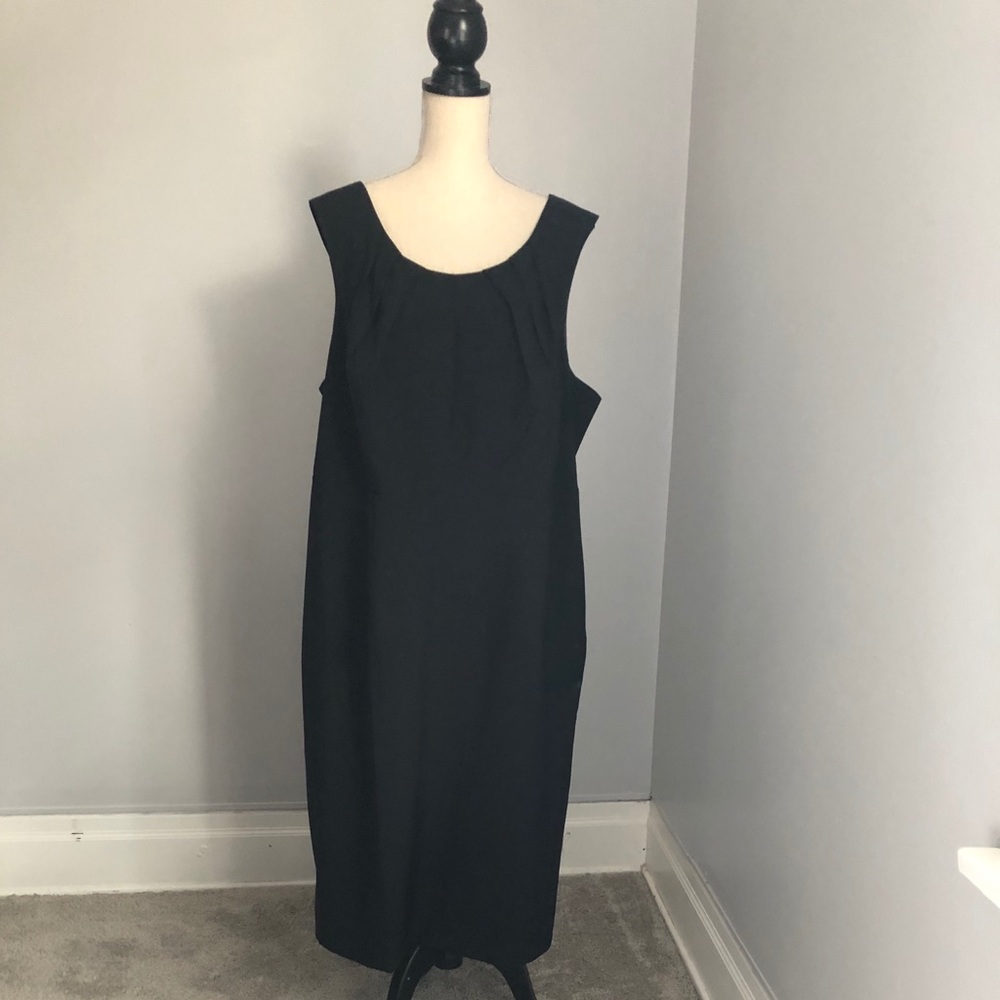 Black Sleeveless Plus Size Sheath Dress NWT